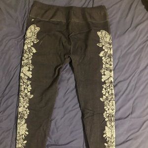 Fabletics leggings